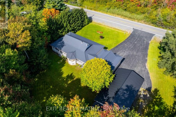 2120 Russland Road, Russell, ON K0A3H0 Photo 3