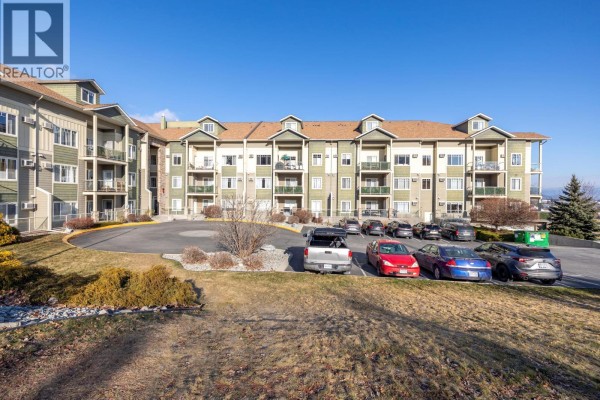 2120 Shannon Ridge Drive Unit# 105, West Kelowna, BC, photo 2