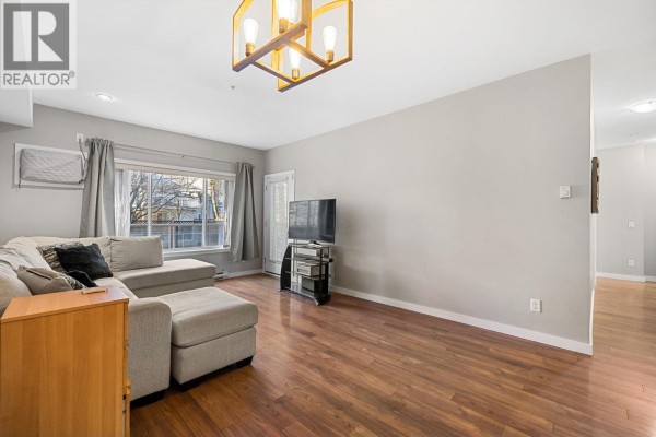 Bedroom - 2120 Shannon Ridge Drive Unit# 105, West Kelowna, BC V4T2Z3 Photo 5