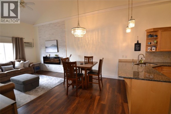 4pc Ensuite bath - 2120 Shannon Ridge Drive Unit# 304, West Kelowna, BC V4T2Z3 Photo 4