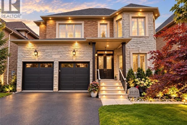 2121 Blackforest Crescent, Oakville, ON, photo 3