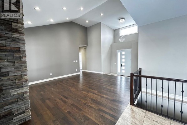 Family room - 2125 Fox Run Road Unit# Upper, Leamington, ON N8H3V7 Photo 5