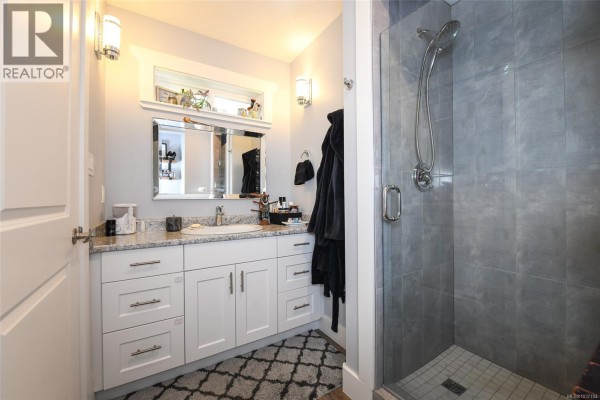 Entrance - 2126 Cypress Rd, Comox, BC V9M3Z5 Photo 4
