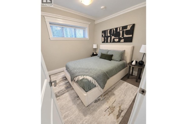 2127 E 46th Avenue, Vancouver, BC V5P1P3 Photo 3