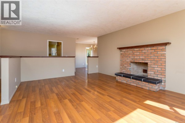 Bedroom - 2128 Colinwood Rd, Sidney, BC V8L4H5 Photo 5