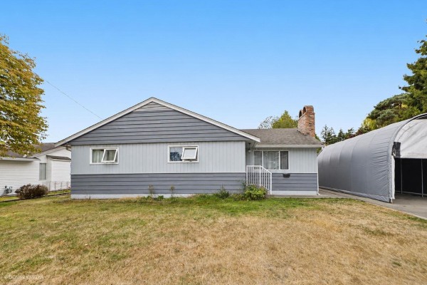 2129 Bowler Drive, Surrey, BC V4A4V8 Photo 3