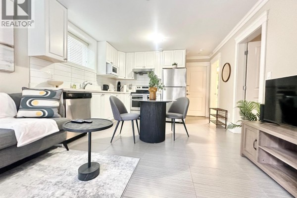 2129 E 46th Avenue, Vancouver, BC V5P1P3 Photo 2