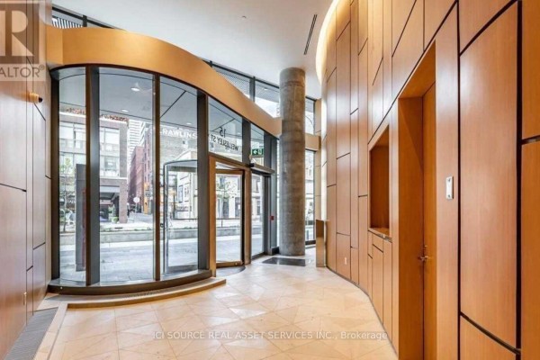 213 - 15 Wellesley Street W, Toronto, ON M4Y0G7 Photo 3