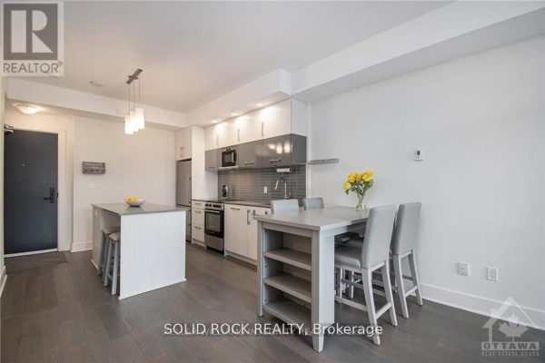 213 - 255 Bay Street, Ottawa, ON, photo 3