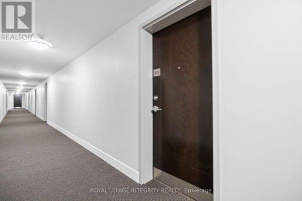Den - 213 - 2785 Baseline Road, Ottawa, ON K2H0B7 Photo 4