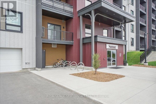 213 - 4 Spice Way, Barrie, ON, photo 3