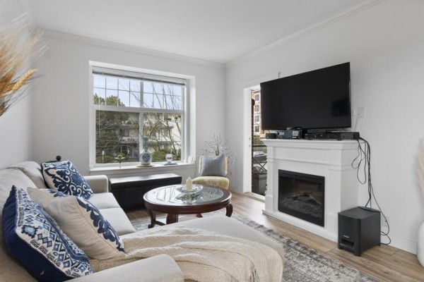 213 17712 57a Avenue, Surrey, BC V3S1J1 Photo 3