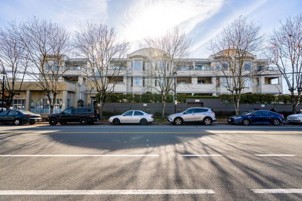 213 20680 56 Avenue, Langley