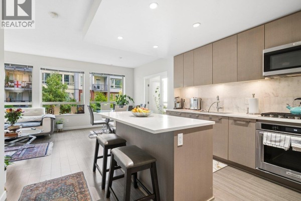 213 2651 Library Lane, North Vancouver, BC V7J0C1 Photo 2