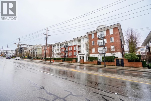 213 618 Como Lake Avenue, Coquitlam, BC V3J0G1 Photo 3