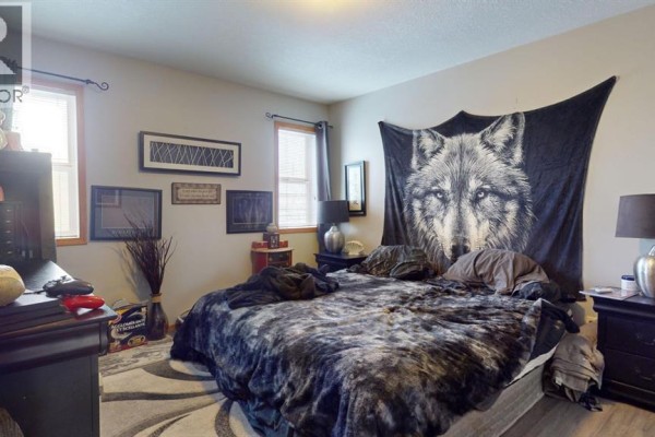 Bedroom - 213 Chilcotin Road W, Lethbridge, AB T1K7N1 Photo 5