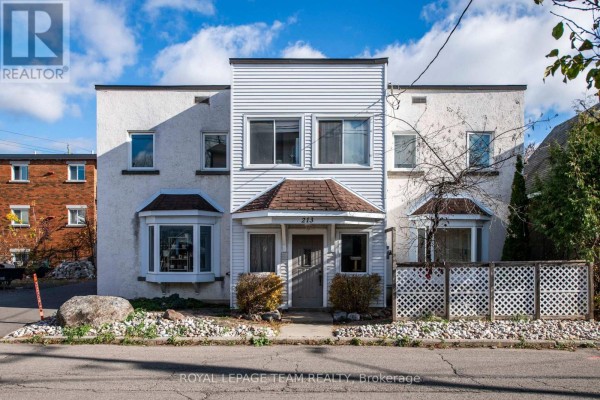213 Desrosiers Street, Ottawa, ON, photo 2