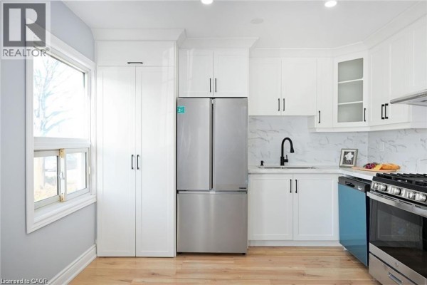 Bedroom - 213 East 28th Street Unit# Upper, Hamilton, ON L8V3H9 Photo 5