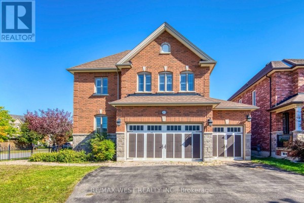 Family room - 213 Eight Avenue, New Tecumseth, ON L9R1Z6 Photo 3