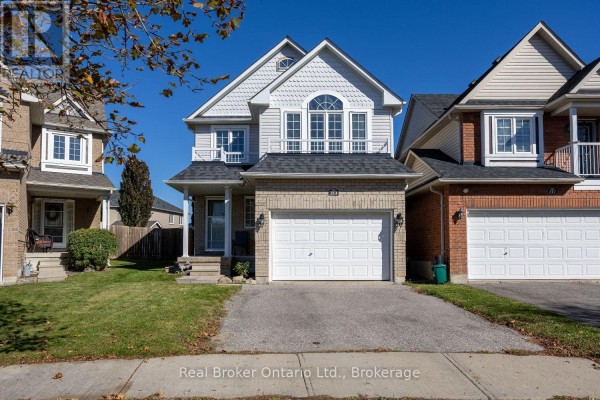 Living room - 213 Hutton Place, Clarington, ON L1C5K1 Photo 3