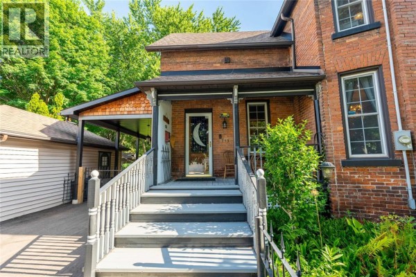 Recreation room - 213 Vidal Street South, Sarnia, ON  Photo 5