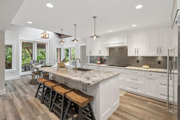 2130 179 Street, Surrey, BC V3Z9V6 Photo 2