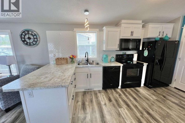 Laundry room - 2130 Golden Pond Road, Quesnel, BC V2J7A2 Photo 5