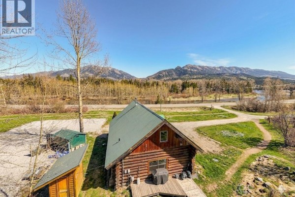2131 Highway 3 Highway, Fernie, BC V0B1M5 Photo 5