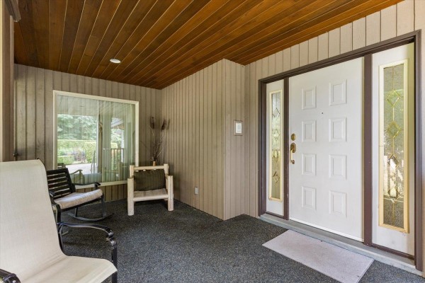 Pantry - 21313 Lakeview Crescent, Kawkawa Lake, Hope, BC V0X1L1 Photo 5