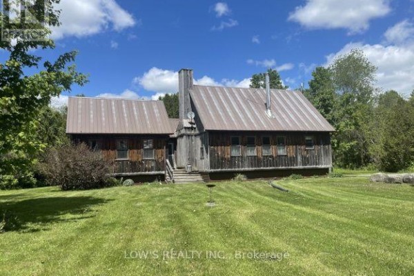 Living room - 21325 Creek Road, North Glengarry, ON K0B1E0 Photo 3