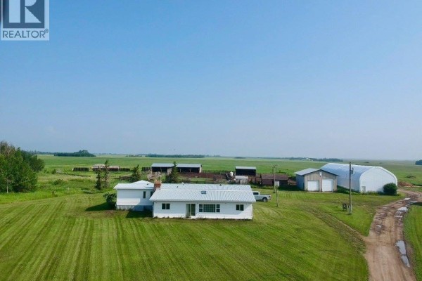 21330 Township Road 480, Rural Camrose County, AB, photo 2