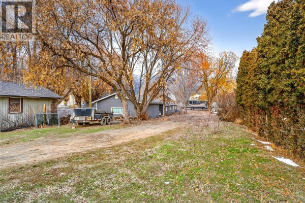 2135 Merritt Avenue, Merritt, BC V1K1B8 Photo 4