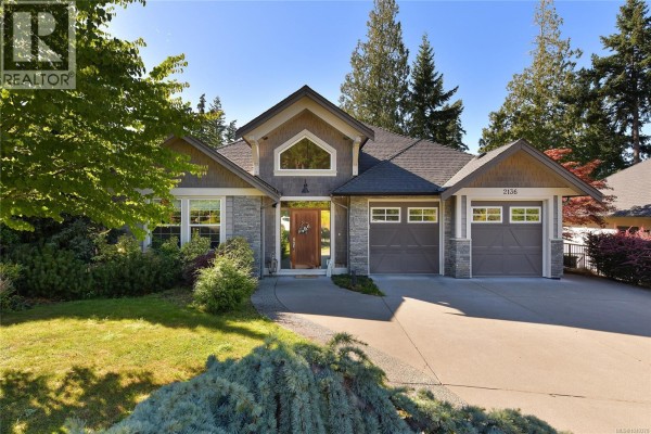 2136 Champions Way, Langford