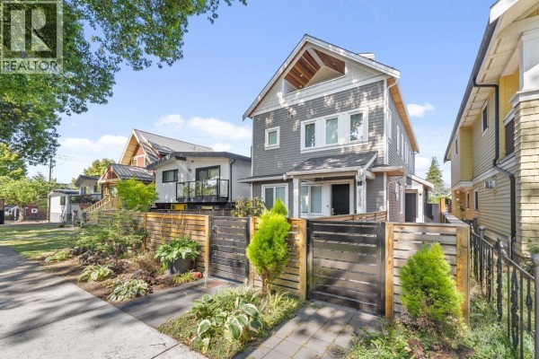 2137 E 2nd Avenue, Vancouver, BC V5N1E9 Photo 4