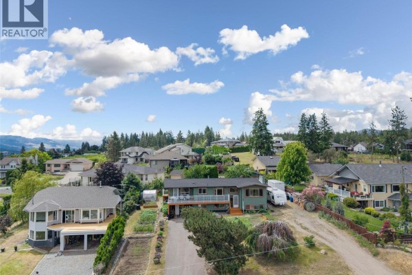 Storage - 2139 Amundsen Road, Lake Country, BC V4V1J1 Photo 2