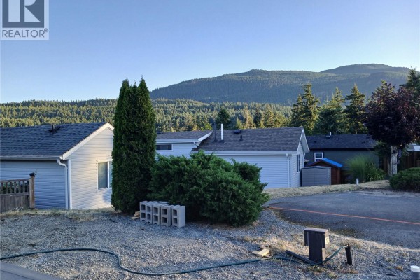 2139 Nimpkish Lake Way, Nanaimo, BC, photo 3