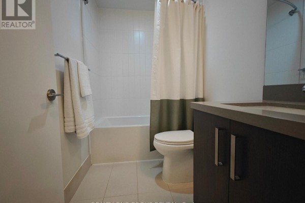 213s - 455 Front Street E, Toronto, ON M5A0G2 Photo 5