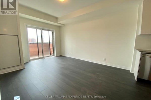 214 - 128 Grovewood Common, Oakville, ON L6H0X5 Photo 3