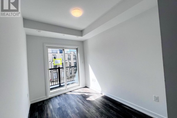 214 - 3 Bancroft Lane E, Richmond Hill, ON L4E1M1 Photo 5