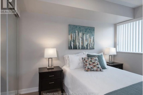 Bedroom 2 - 214 - 570 Bay Street, Toronto, ON M5G0B2 Photo 5