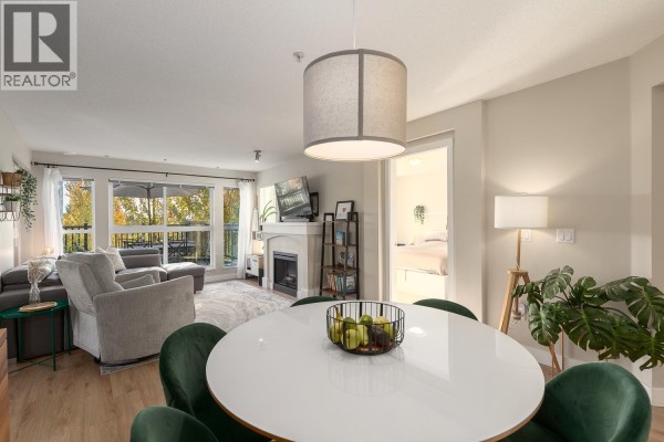 214 3082 Dayanee Springs Boulevard, Coquitlam, BC V3E0A3 Photo 5