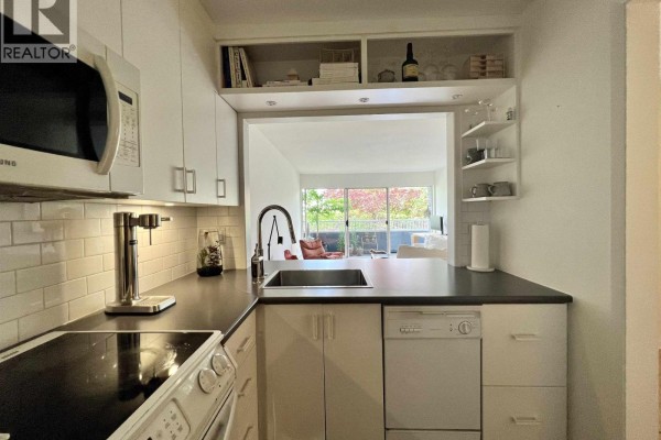 214 3875 W 4th Avenue, Vancouver, BC V6R4H8 Photo 4