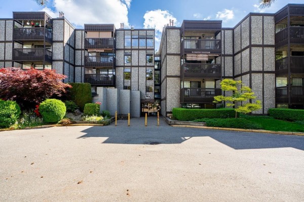 214 9672 134 Street, Surrey