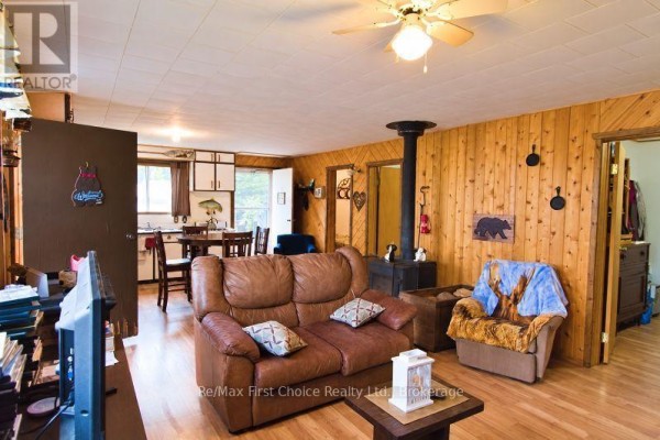 Bedroom 3 - 214 Eagle Nest Road, Greenstone, ON P0T2H0 Photo 3