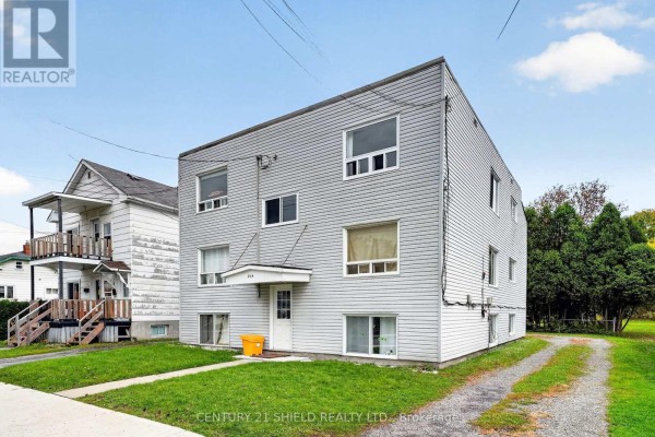 214 Eighth Street W, Cornwall, ON K6J2Z6 Photo 3