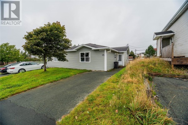 Residential for sale at 214 Farrell Drive, Mount Pearl, NL - MLS® ixVdQn