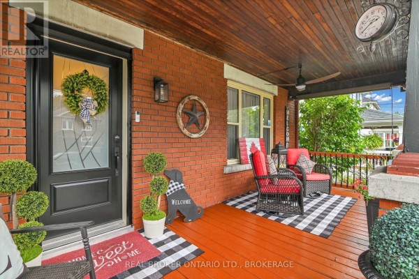 214 Fourth Street W, Cornwall, ON K6J2S1 Photo 3