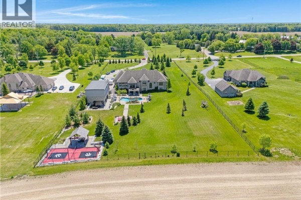 2pc Bathroom - 214 Jerseyville Road, Brantford, ON N3T5M1 Photo 5