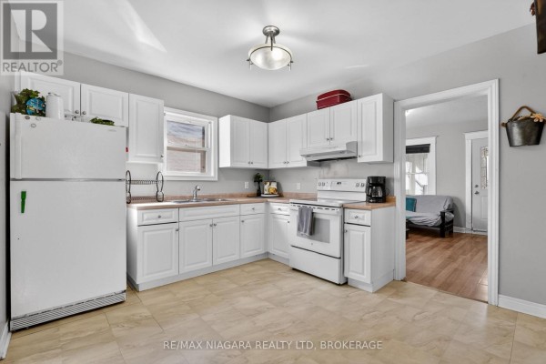 214 Niagara Street, St  Catharines, ON L2M4V4 Photo 4