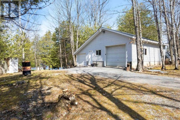 Primary Bedroom - 214 Parsons Way, Lanark Highlands, ON K0G1K0 Photo 5